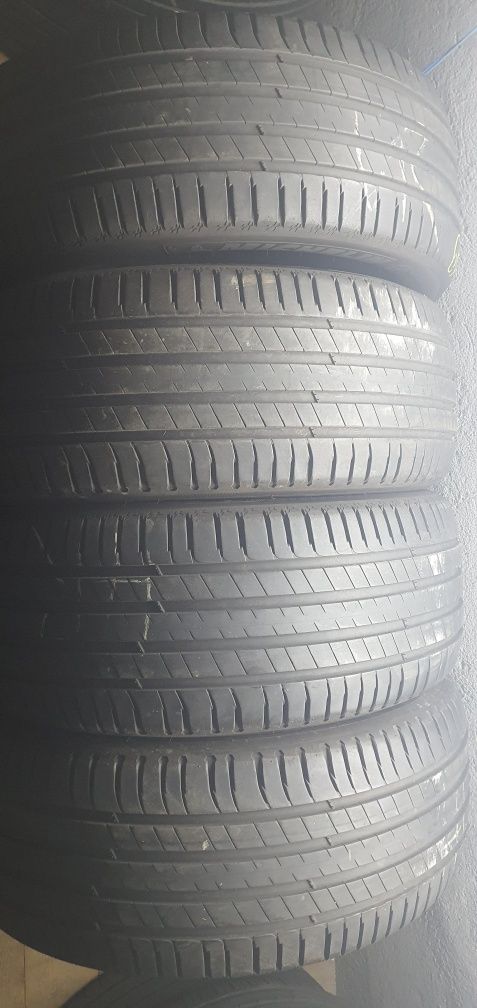 Michelin Latitude Sport3 235 50 R19