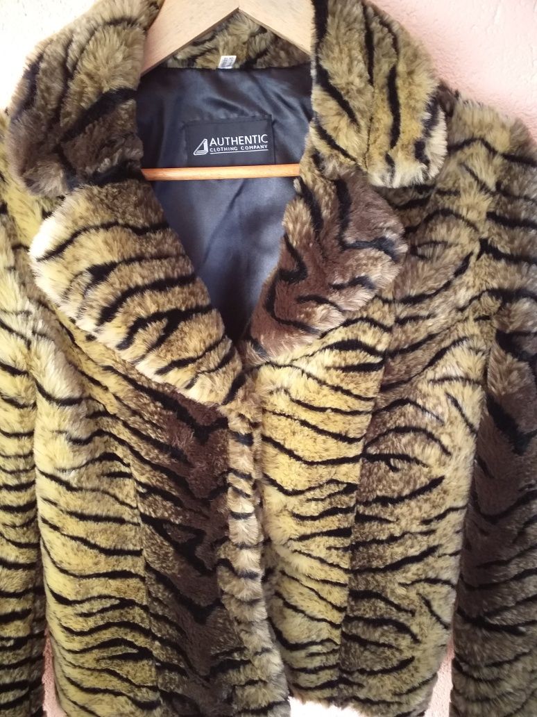 Blană animal print mărimea M Autentic