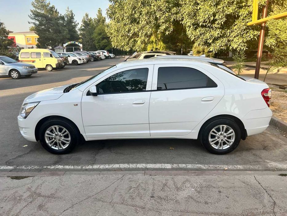 Продается Chevrolet Cobalt 2022 года