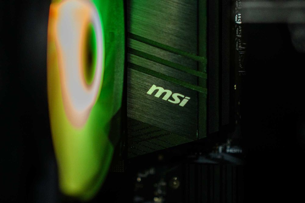 МОЩЕН Геймърси PC!! Ryzen 7 5800x + RTX 3070 + 32 GB RAM DDR4