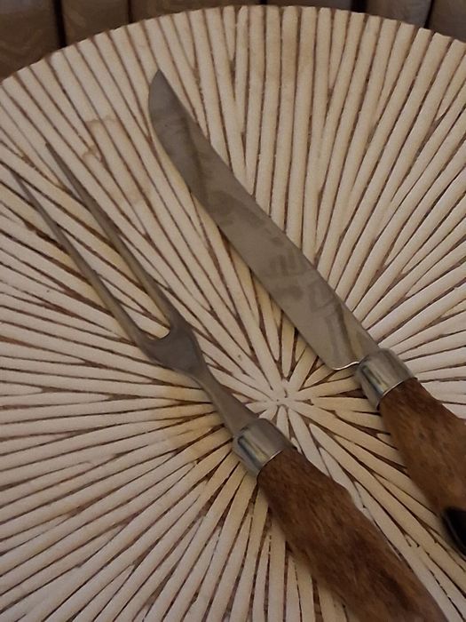 Vand Furcultita si cuțit