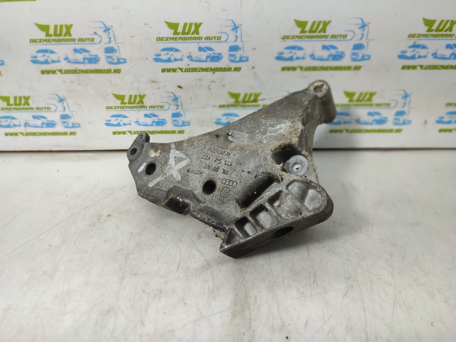 Suport motor 2.0 tdi CFH CFF CFG 03l199207 Volkswagen VW Passat B7 [2
