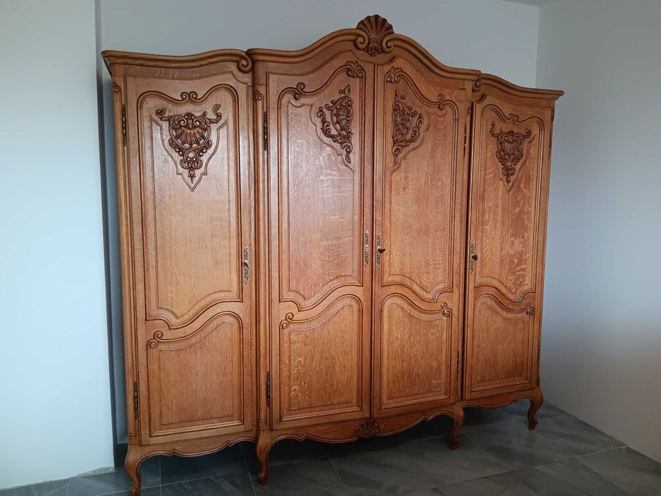 Античен спален комплект от масивен дъб – начало на 20 век