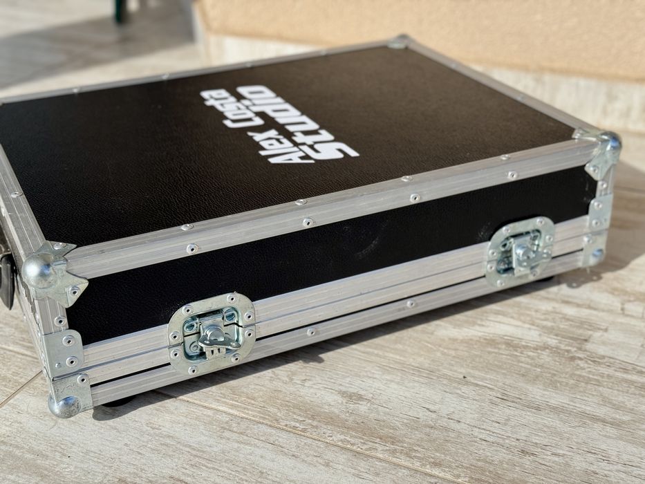 Mixer Allen Heath Zed 12FX + Flightcase