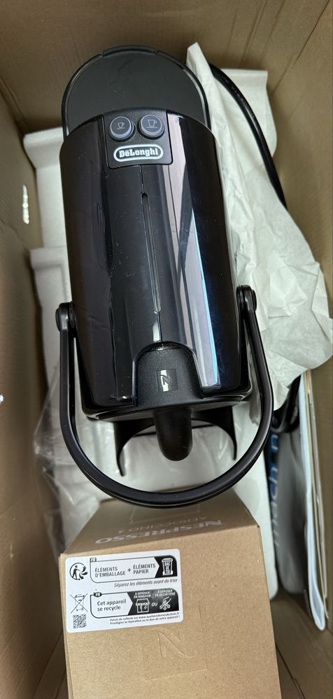 Еспресо кафемашина с капсули Delonghi 1260W