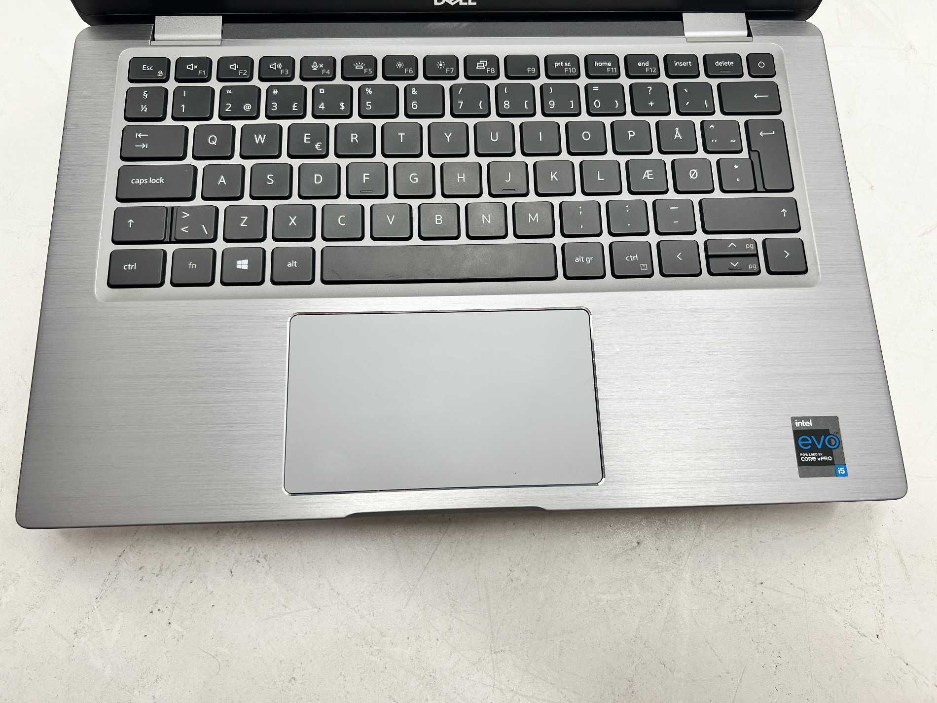 Dell Latitude 7420 14" i5-1145G7 16GB 510GB/->Отлично състояние