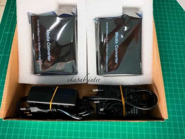 Media Converter Part ZX-1G1E-3KM A/B RJ45 GB