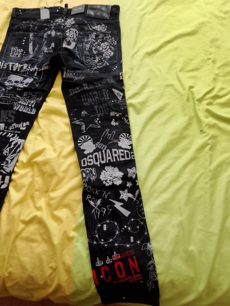 Мъжки дънки dsquared2