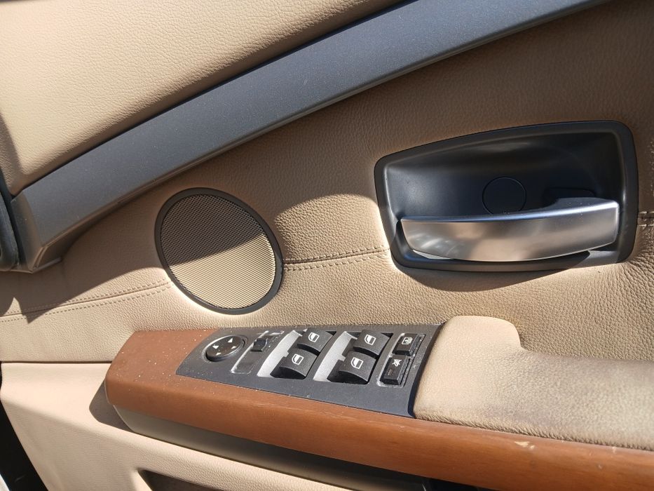 Bmw 745i 333kc на части