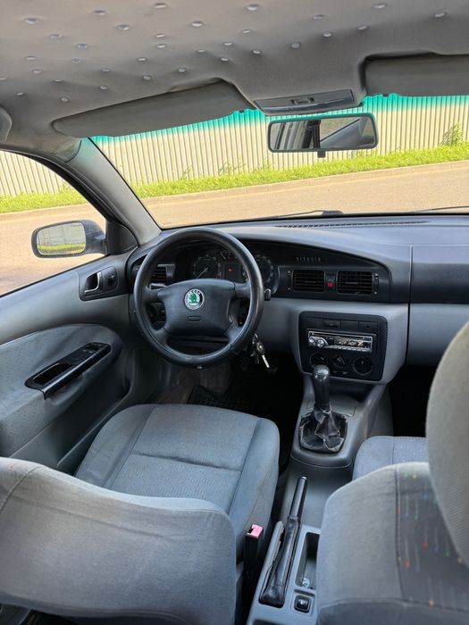 Vând Skoda octavia
