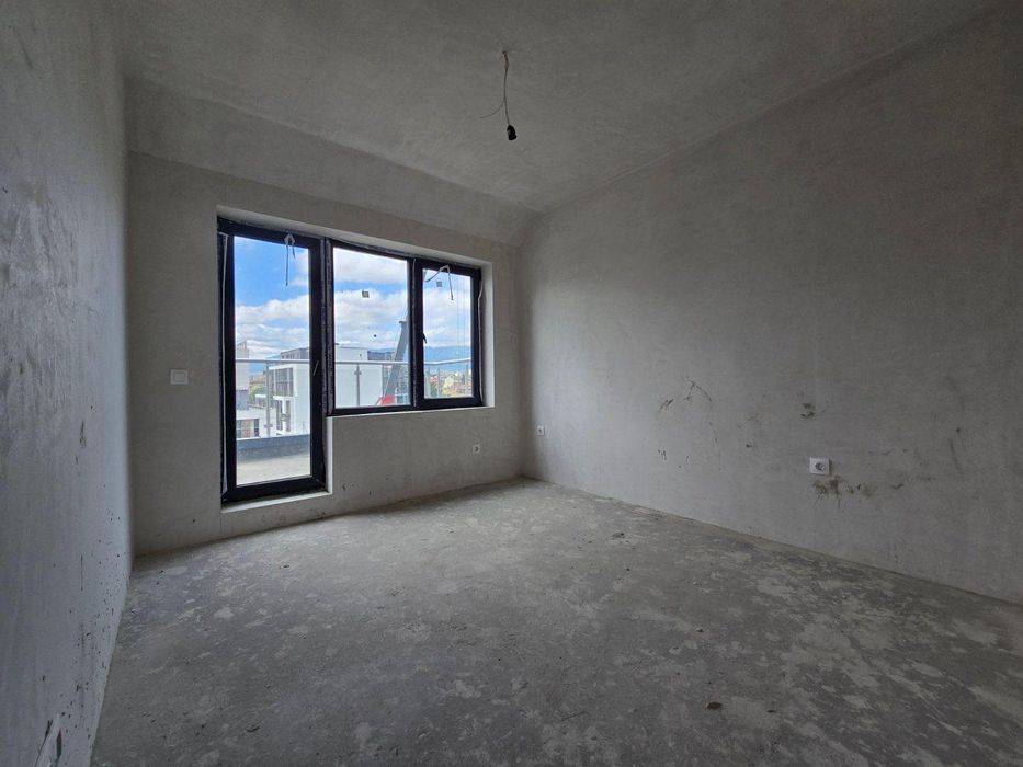 Продава се Тристаен апартамент в София, Левски - 155 кв.м за 1581 €/кв.м - Снимка #3