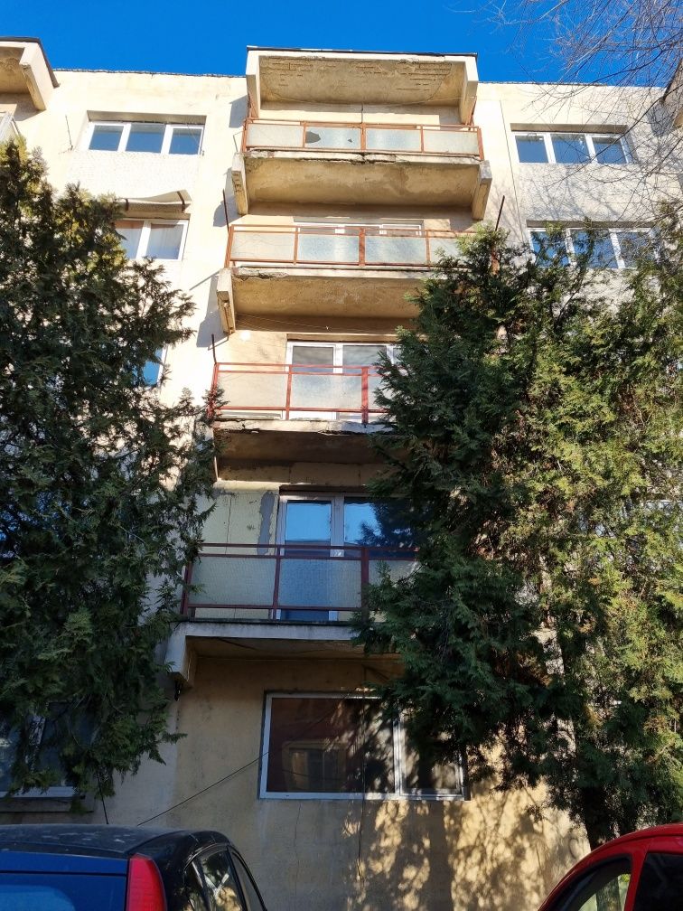 De vanzare 4 apartamente 2 camere in Giurgiu 35000 eur