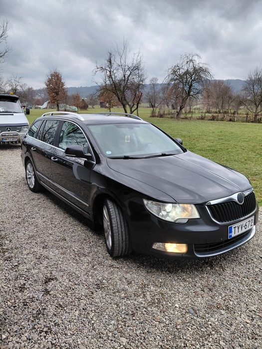 Skoda superb anul 2012