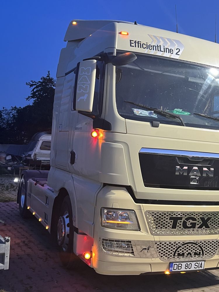 Cap tractor Man tgx cu chit de basculare