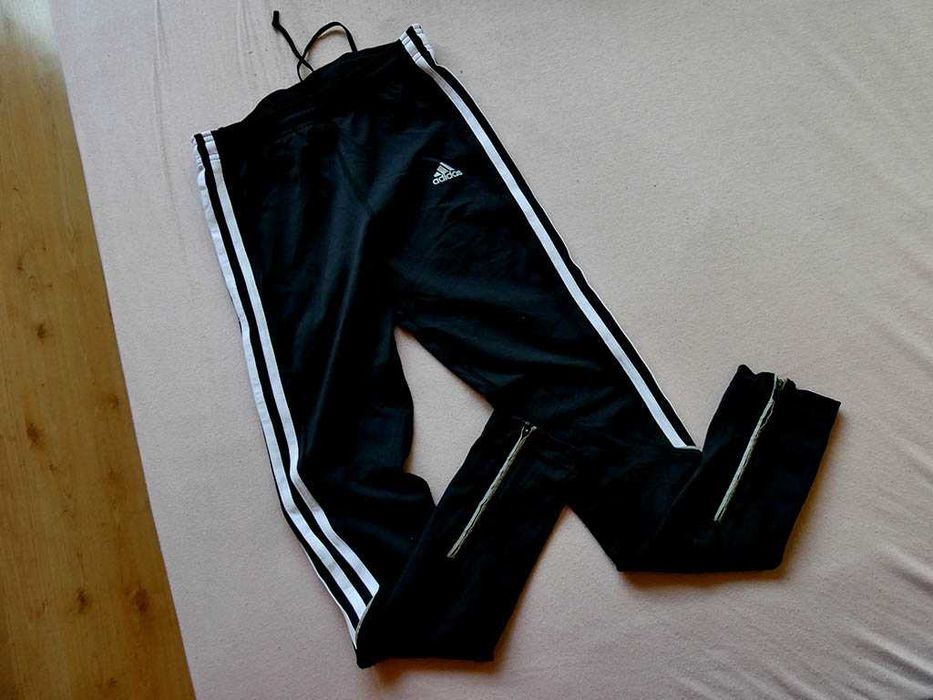 продавам дамски клин adidas в черно,размер 38