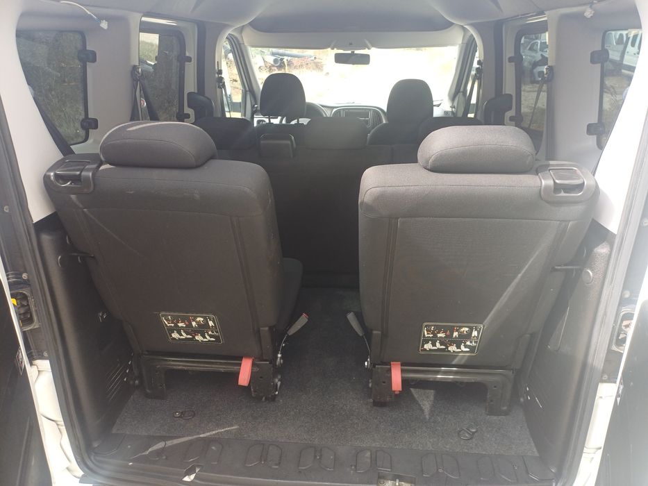Vând Fiat Doblo 7 locuri 2015 Lodgy