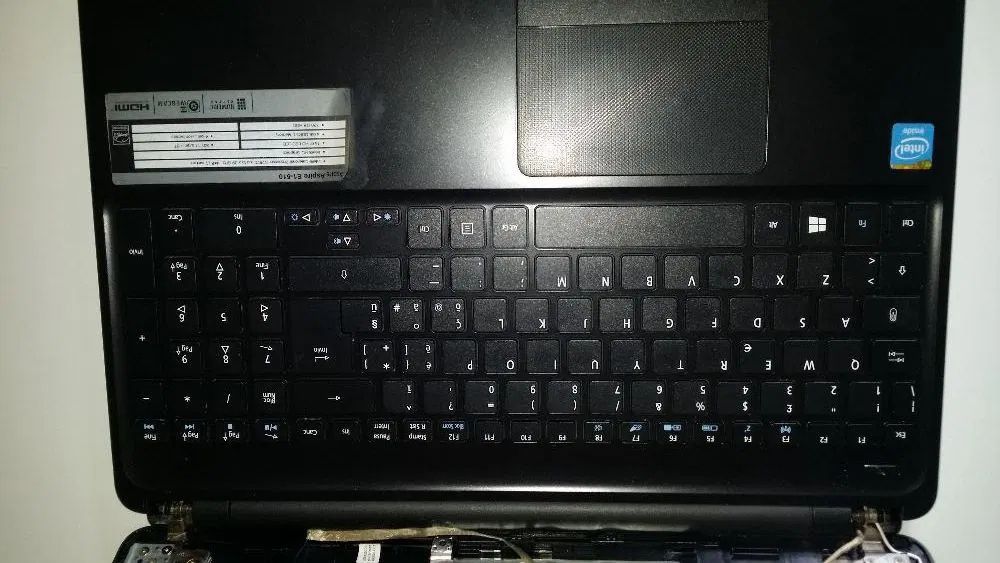 Dezmembrez Acer Aspire E1 510