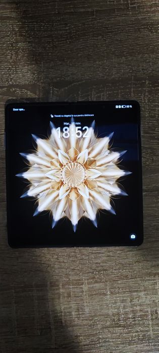 Honor  Magic V2 Ultimate 512 GB
Baterie . 100%
Nr. cicluri 0

Honor V2