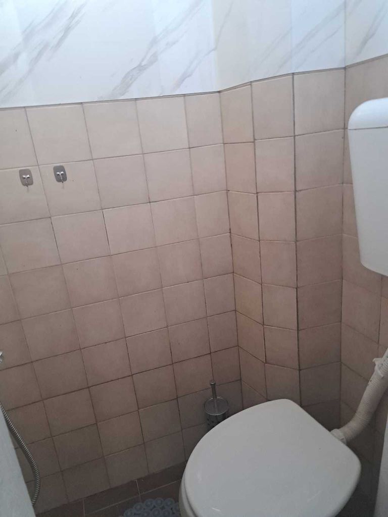 Дава се под наем Етаж от къща в София, Център - 55 кв.м за 357 € - Снимка #8