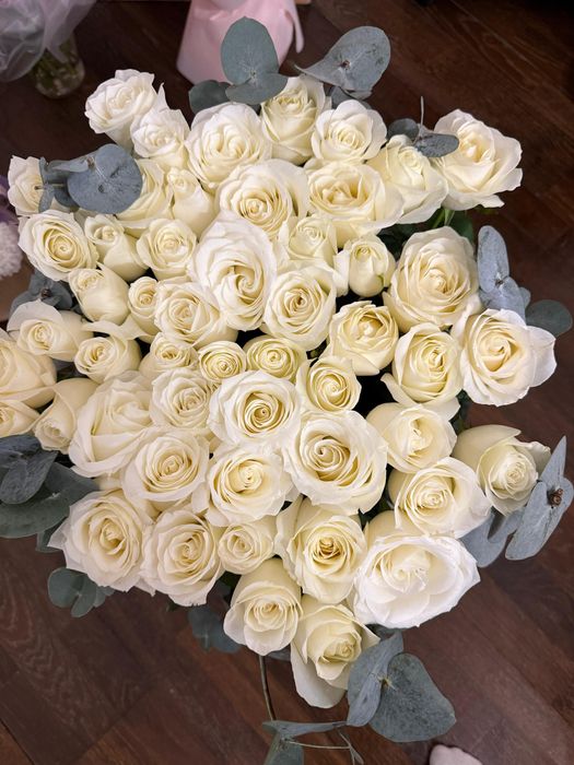 Продам свежие цветы.