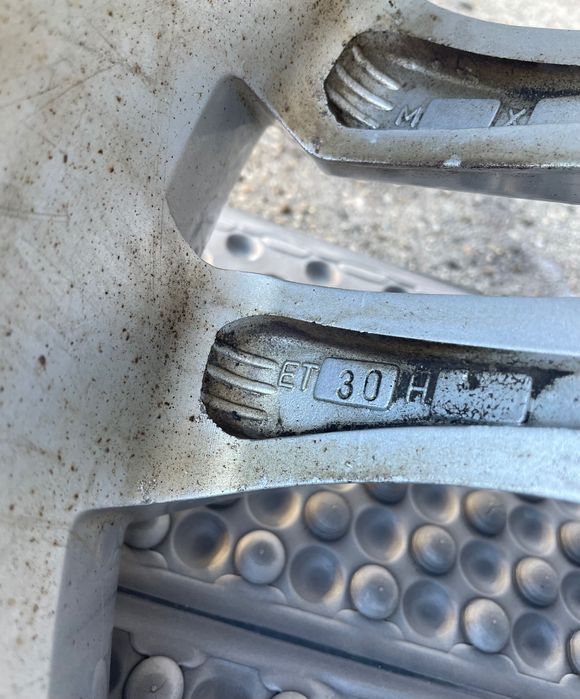 АУДИ А4 18-цола Лети джанти Audi
АУДИ А4,A5 18-цола Лети джанти AudiA4