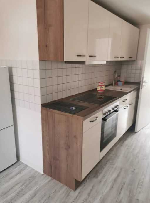 Дава се под наем Двустаен апартамент в Пловдив, Изгрев - 57 кв.м за 255 € - Снимка #2