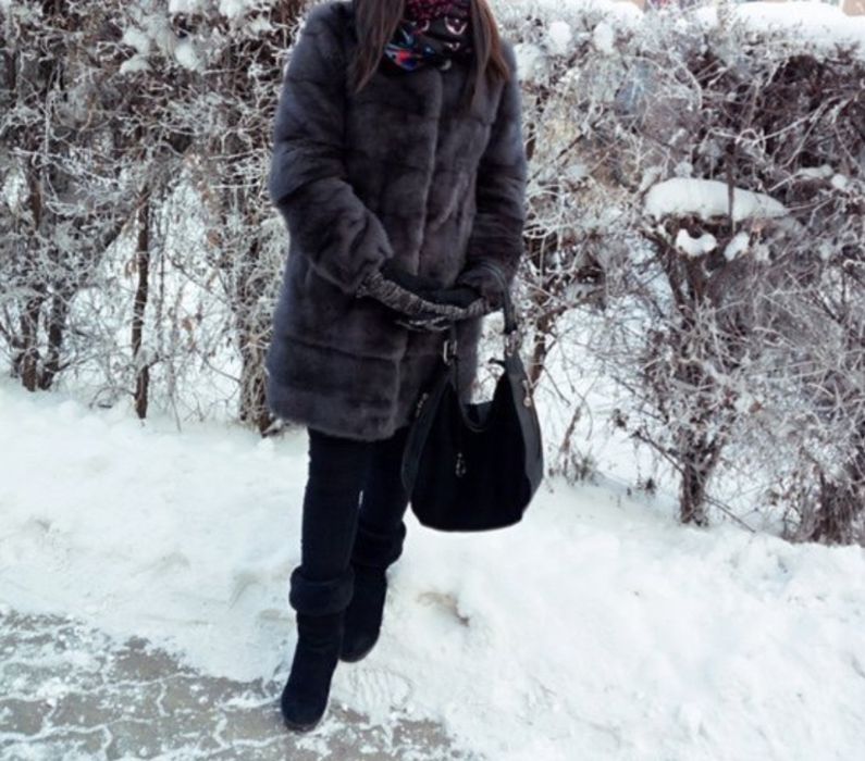 Продам норковую шубу