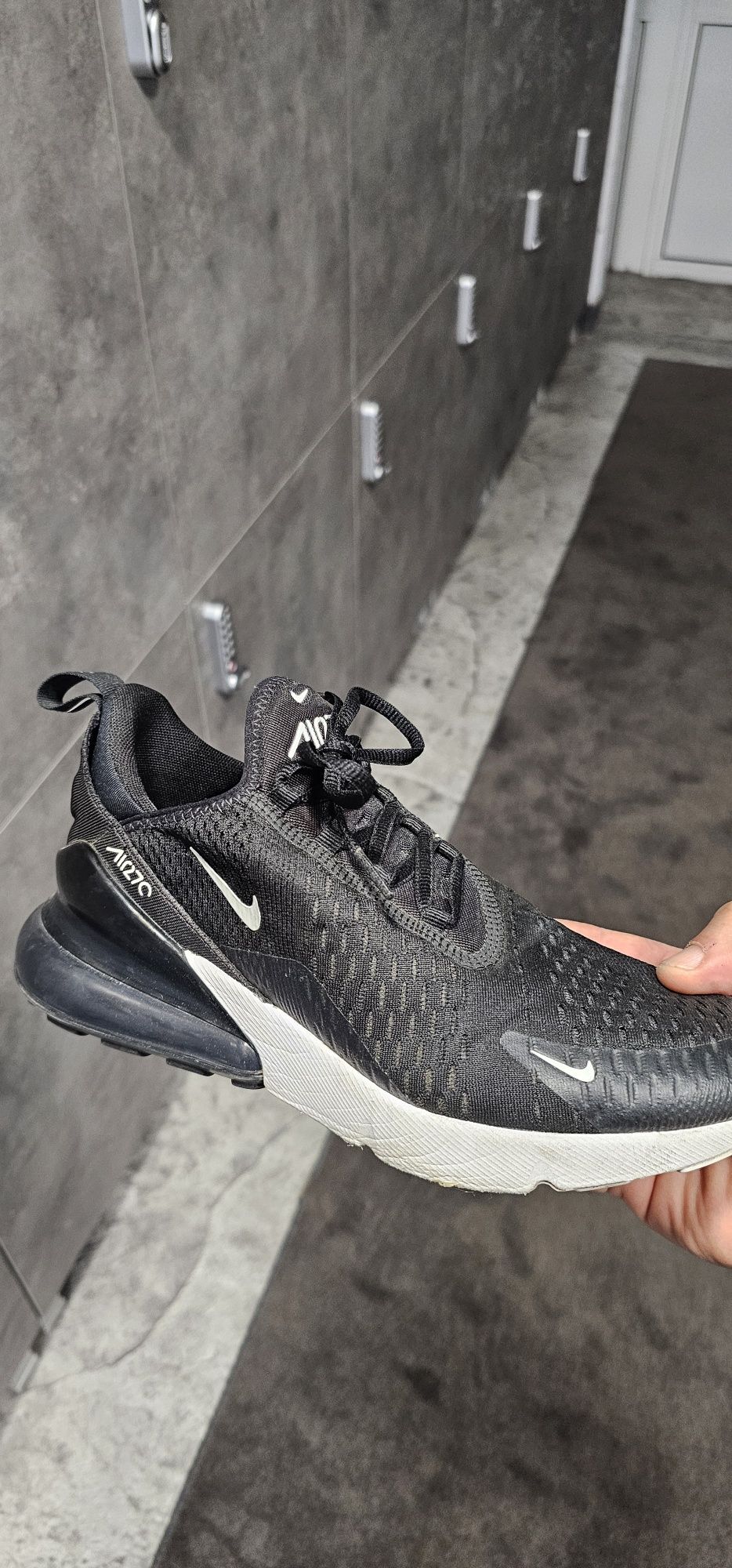 Маратонки. Nike.