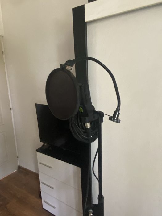 Microfon Lewitt 240 Pro