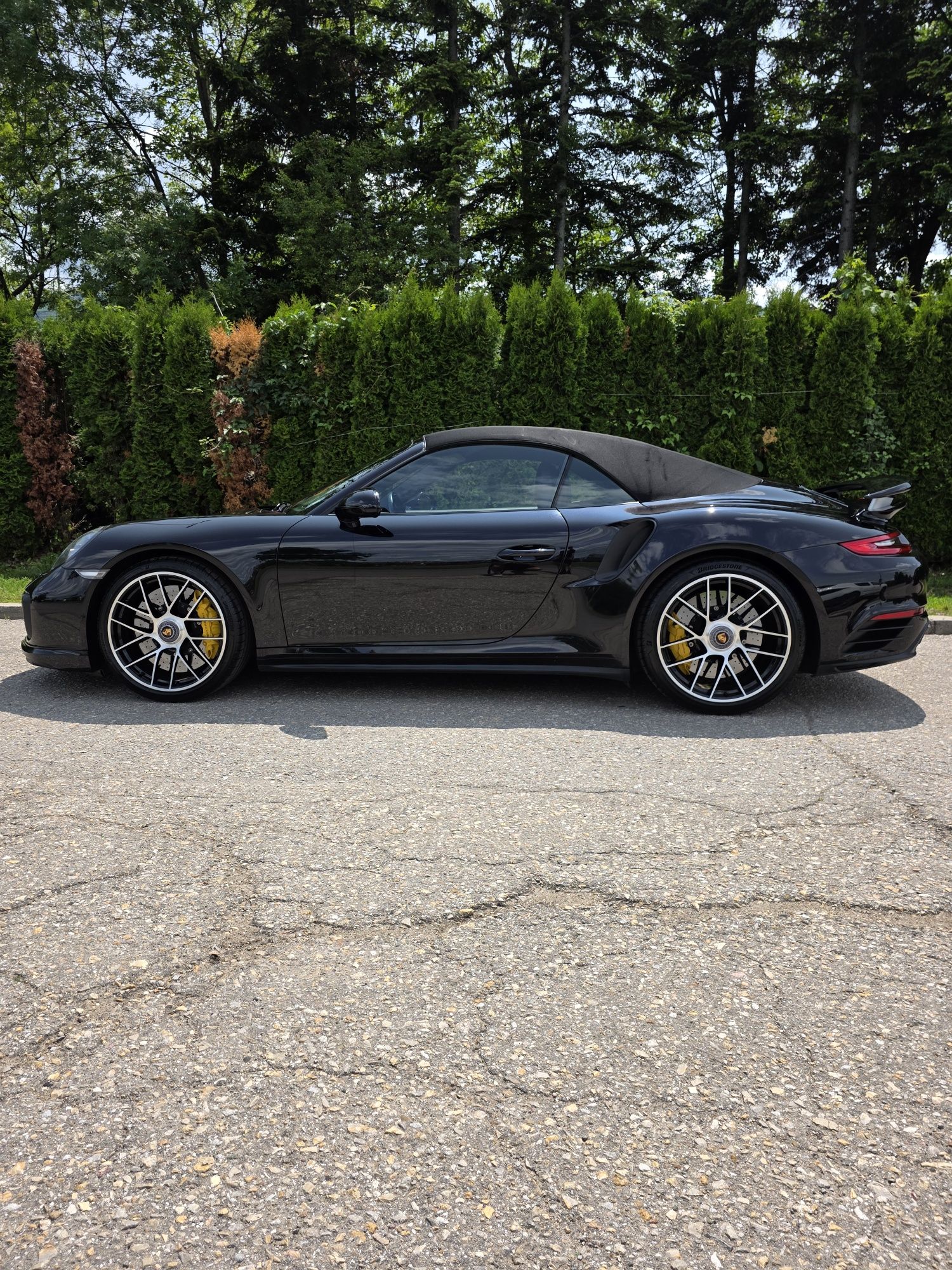 Porsche 911 Turbo S Cabriolet Full