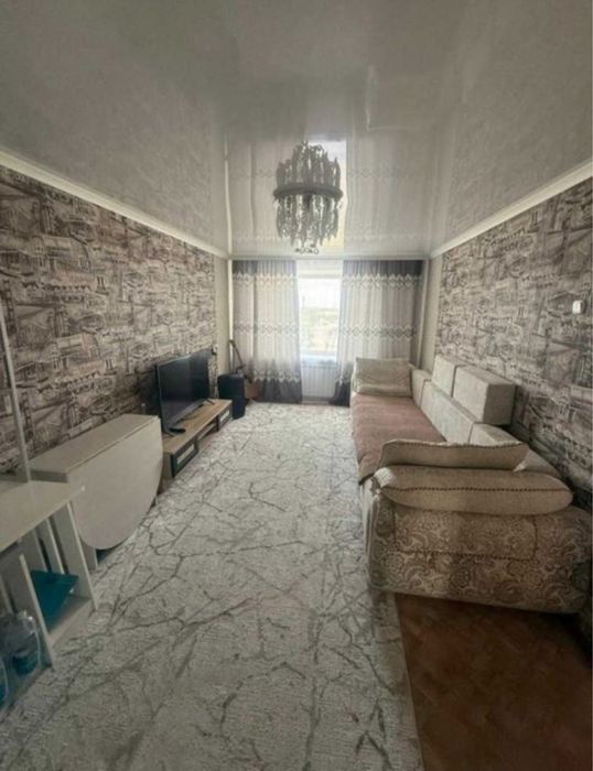 Трёхкомнатная на 31-м квартале кирпичный дом