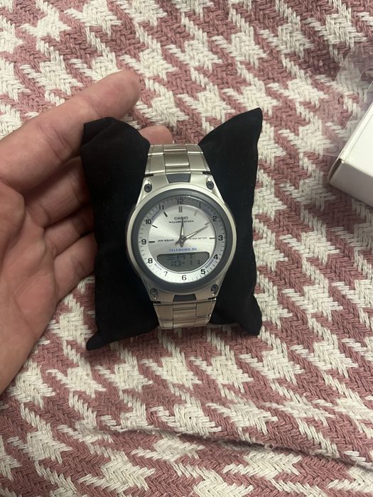 Casio Illuminator 2747 sotiladi