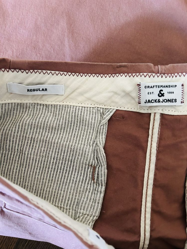 Jack & Jones НОВИ къси панталони S