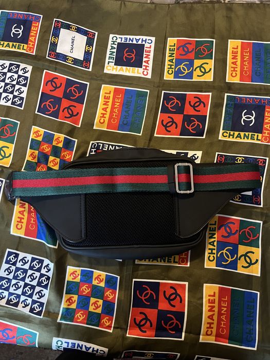 Borseta Gucci ca noua