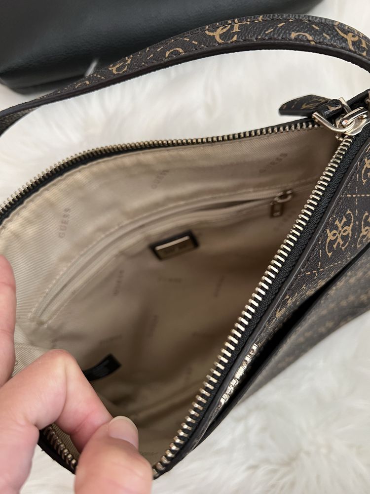 Оригинални чанти guess