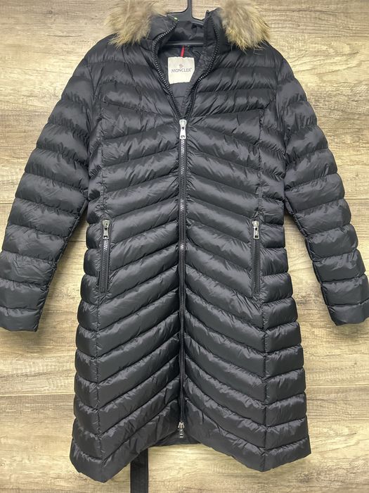 Geacă Moncler damă, neagră – mărimea 4