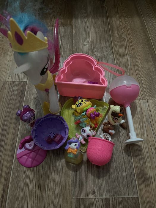 Продам игрушки разные оригинальные