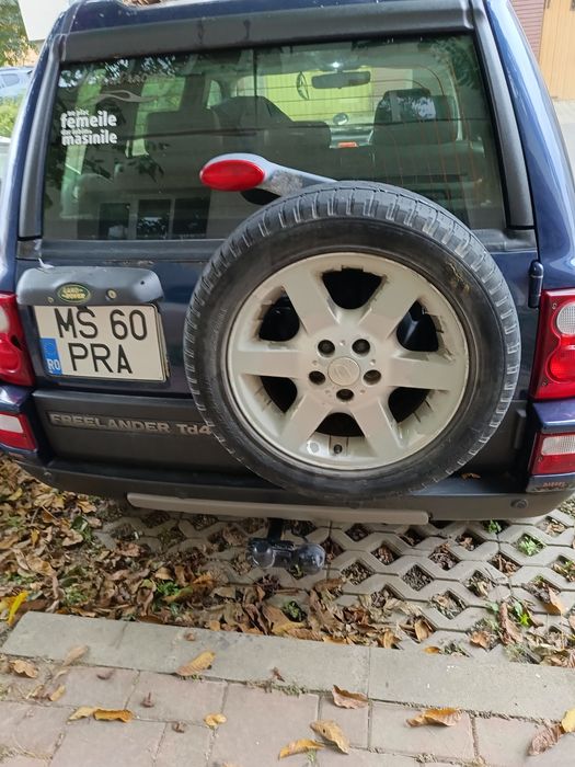 Vând Freelander1