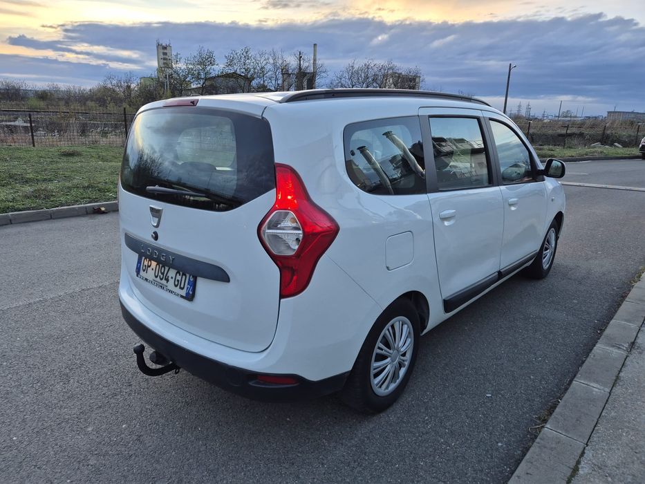 Dacia Lodgy 1,5dci 7loc euro6 pret 4800€