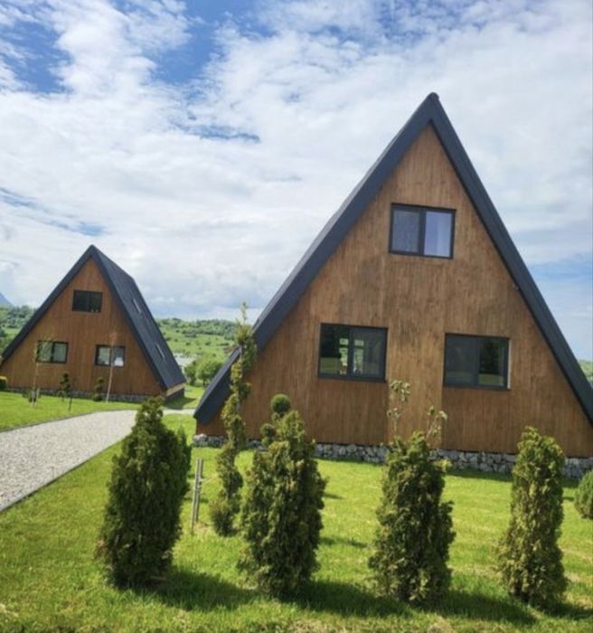 Vand cabane tip A frame , acceptam varinate auto