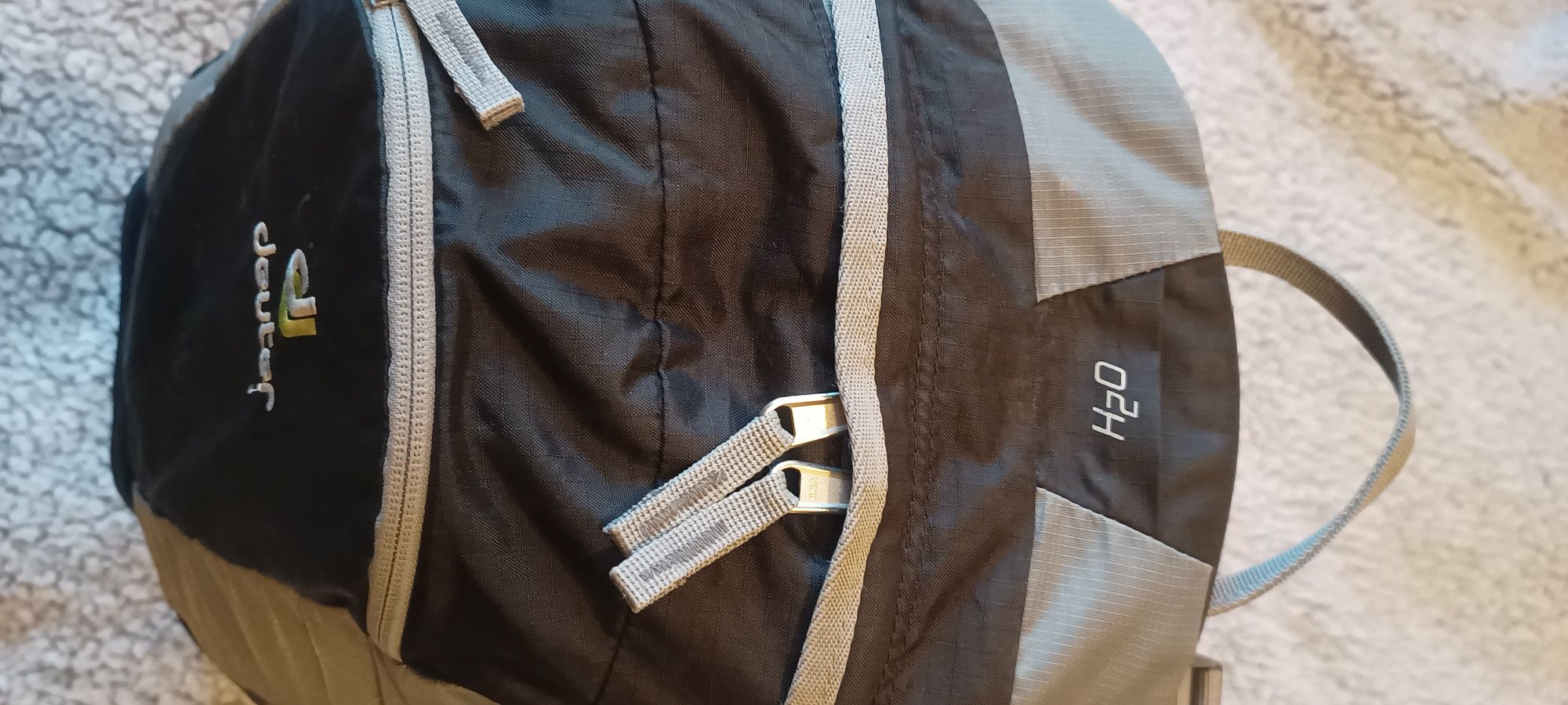 Туристическа раница Deuter Futura 28л.