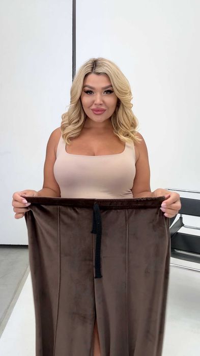 Нов Дамски Кадифен, Плюшен Костюм Голям Размер (6XL/7XL) - Памук 85%