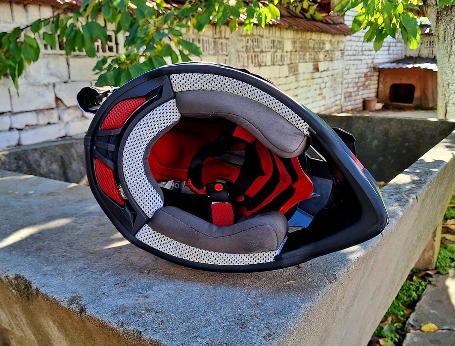 мотокрос/ендуро каска Oneal