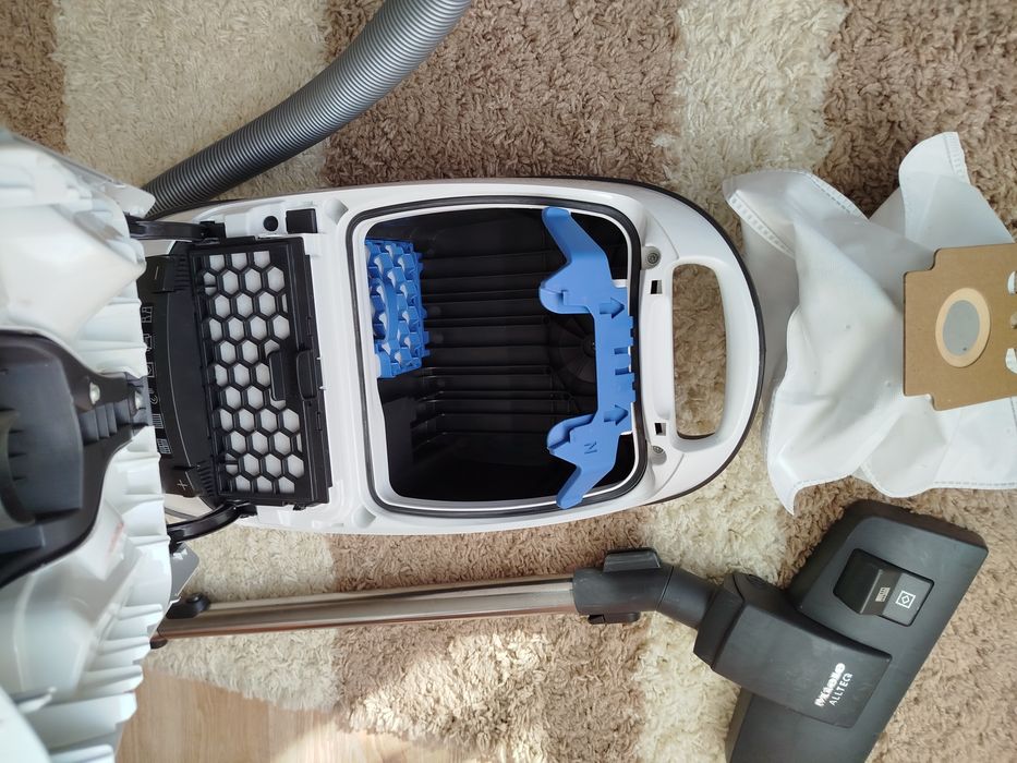 Прахосмукачка Miele s8340 eco line