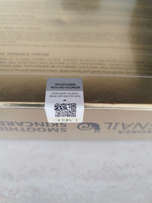 Подаръчен корейски сет   LAIKOU с екстракт от охлюв (5 продукта)