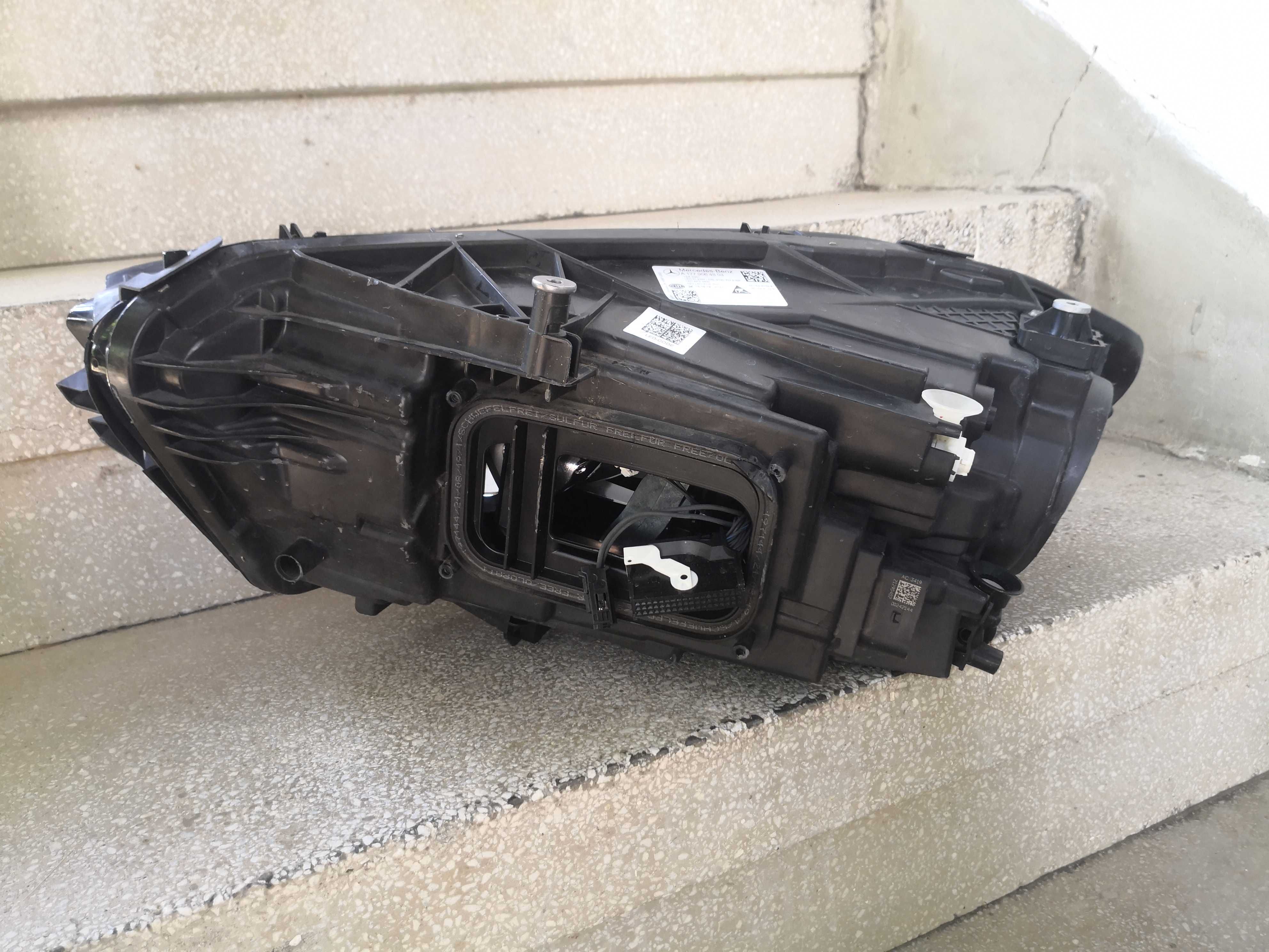 Фар Mercedes W177 FULL LED десен/Фар Мерцедес A-classa W177 оригинален