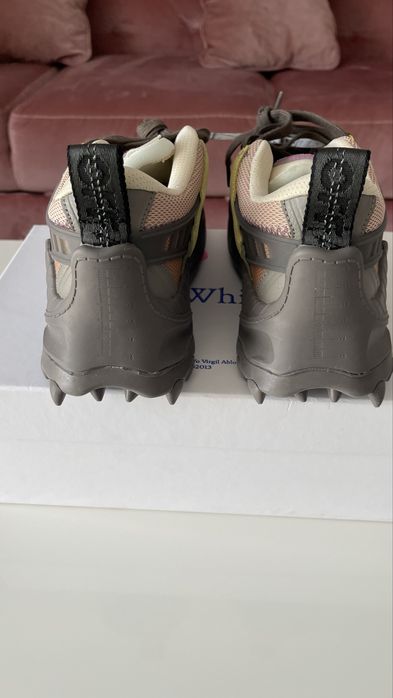 Off White Odsy 1000