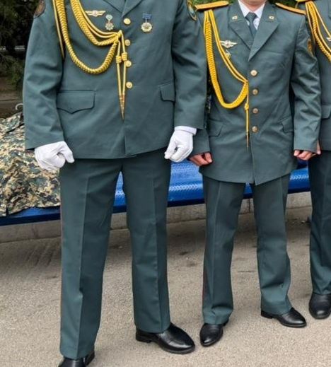 Парадный форма  .