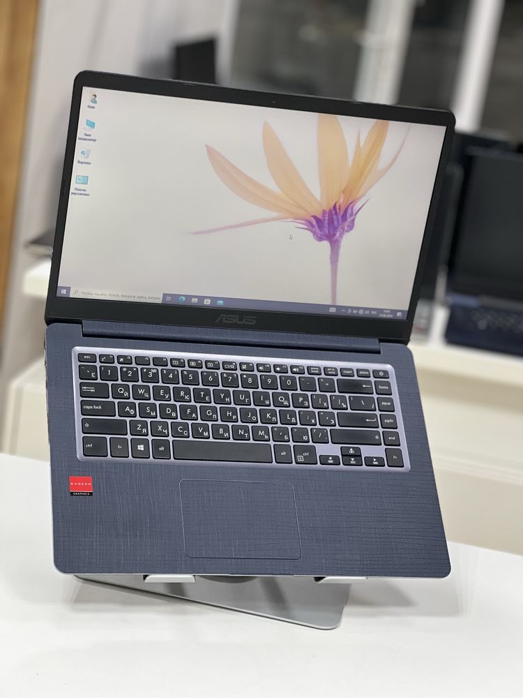 ASUS | AMD A12 | ОЗУ 16Gb | SSD 256Gb