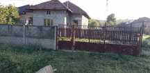 Teren si casa de vanzare